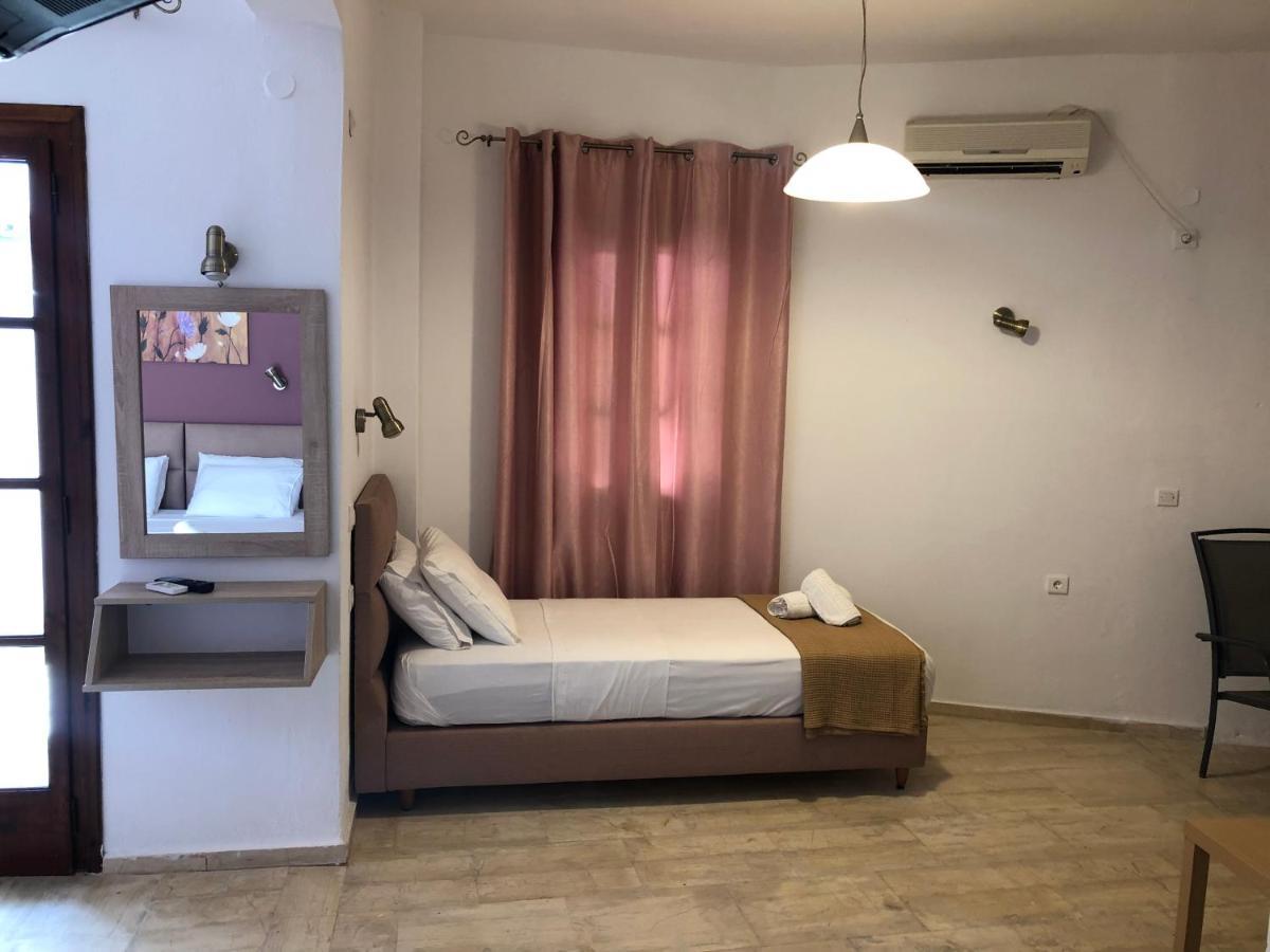 Skiathos Hills Studios Buitenkant foto